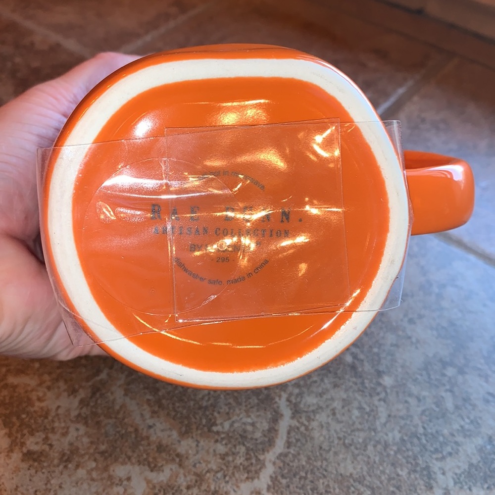 Rae Dunn “Pumpkin Latte” Mug with lid - Picture 3 of 4